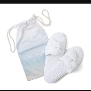 Barefoot dreams terry towel slippers .White with Knot .Retails $68. Sz7-8 or M